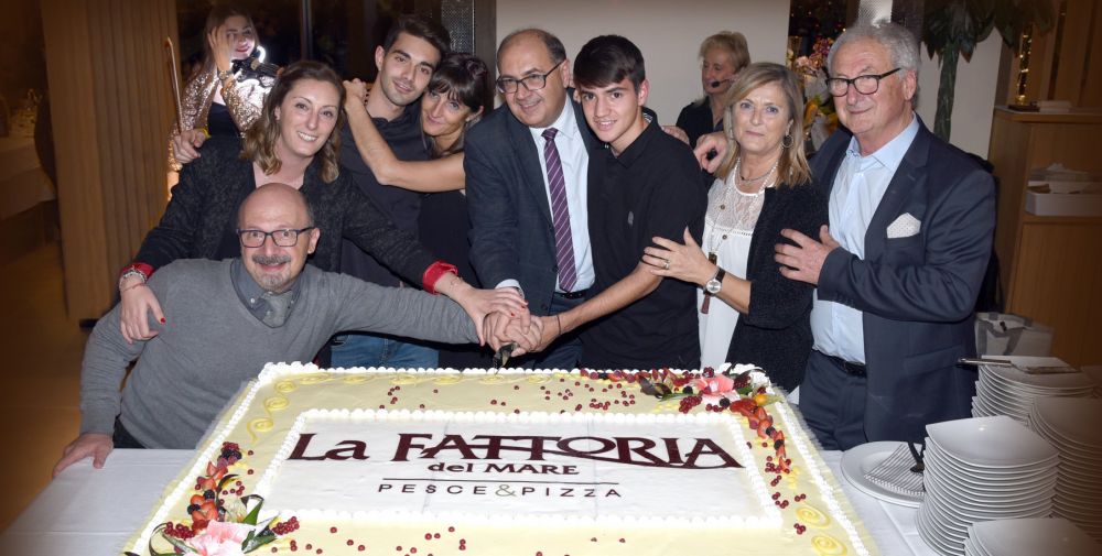 torta inaugurazione ristorante fattoria del mare